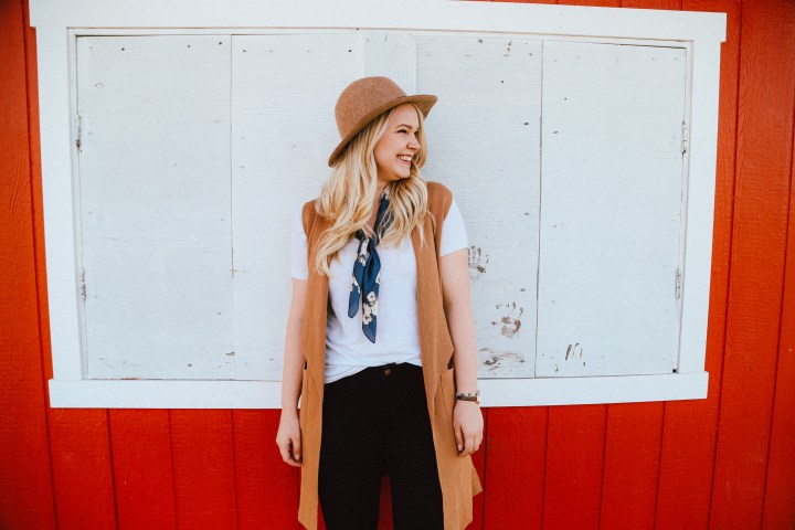 GROWN UP STYLE: One Scarf, Five&nbsp;Ways